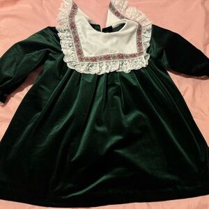 Green Velvet Christmas Dress with Lace Collar vintage made in USA